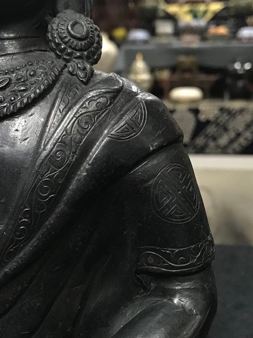 蔵出　チベット　ネパール？密教　仏教　アンティーク仏像　観音？薬師菩薩？真鍮製