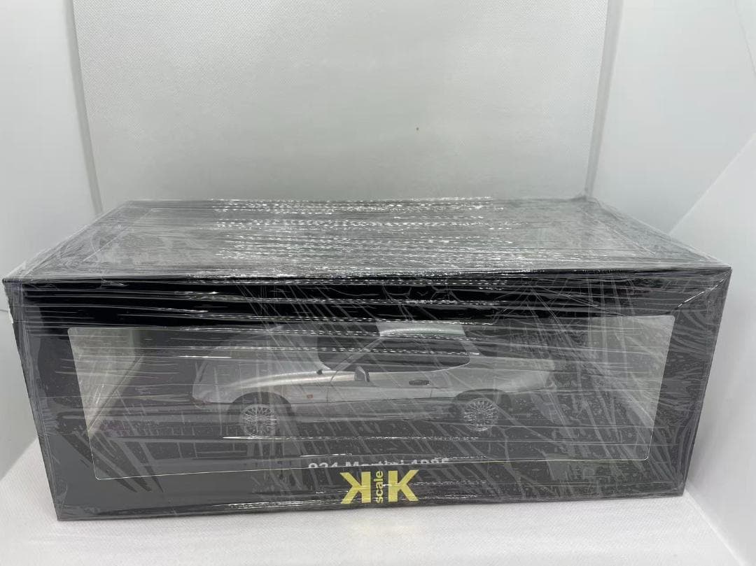 301-040 KK 1/18 ポルシェ 924 Martini 1985