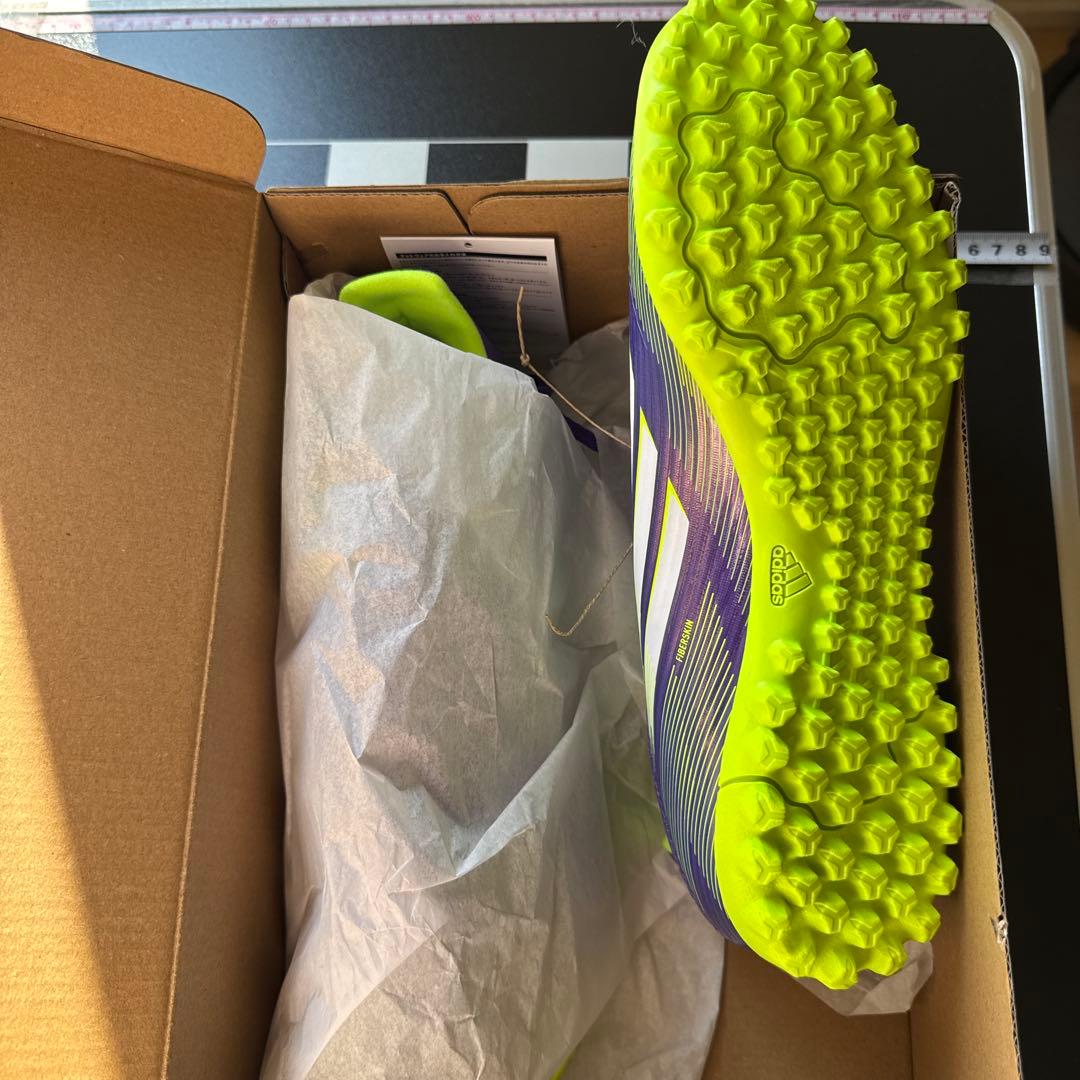 F50 CLUB TF サッカーシューズ 9 (UK)