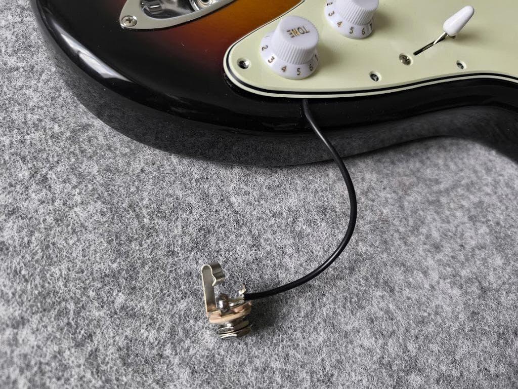 送料無料 14音色ウルトラ/Push/Push/AlnicoーGTピックアップ