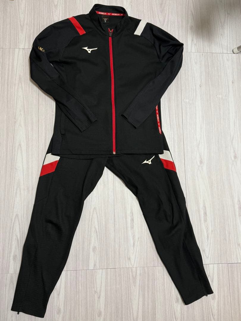 Mizuno Morelia ジャージ上下セット ブラック/レッド