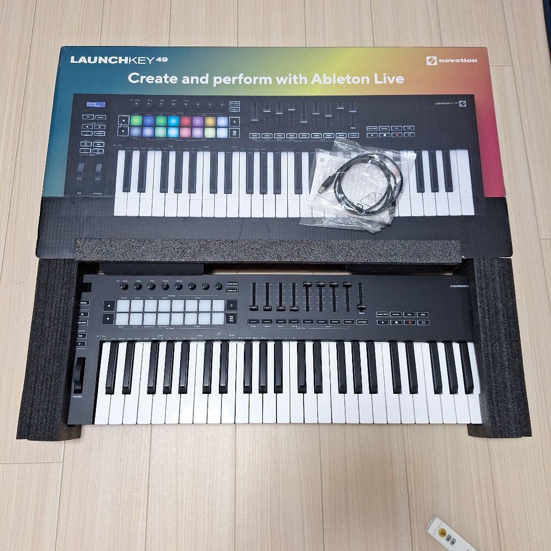 Novation Launchkey 49 MK3 Ableton Midi鍵盤