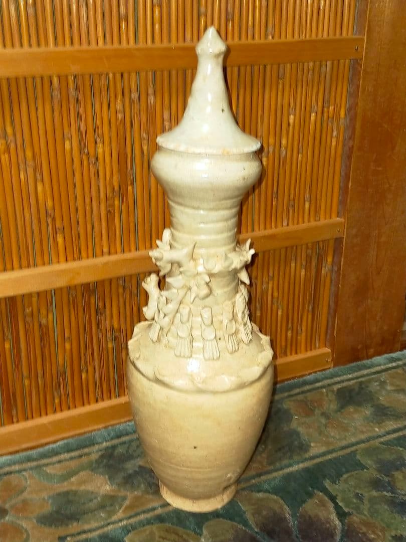 ♥値下げ！中国　白釉　花瓶　発掘品　カケあり　桐箱付き　出土品　骨董　古玩