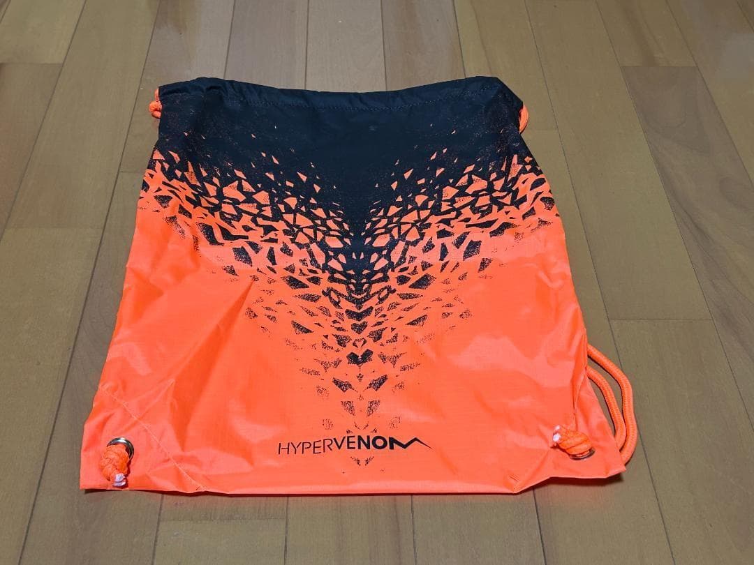 新品 サッカースパイク ナイキ ハイパーヴェノム フィニッシュ HG 24.0