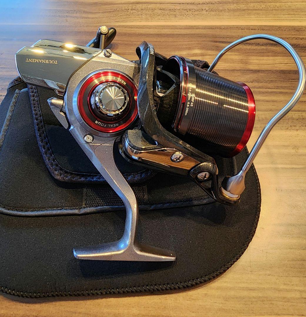 DAIWAダイワリール　TOURNAMENT SURF45