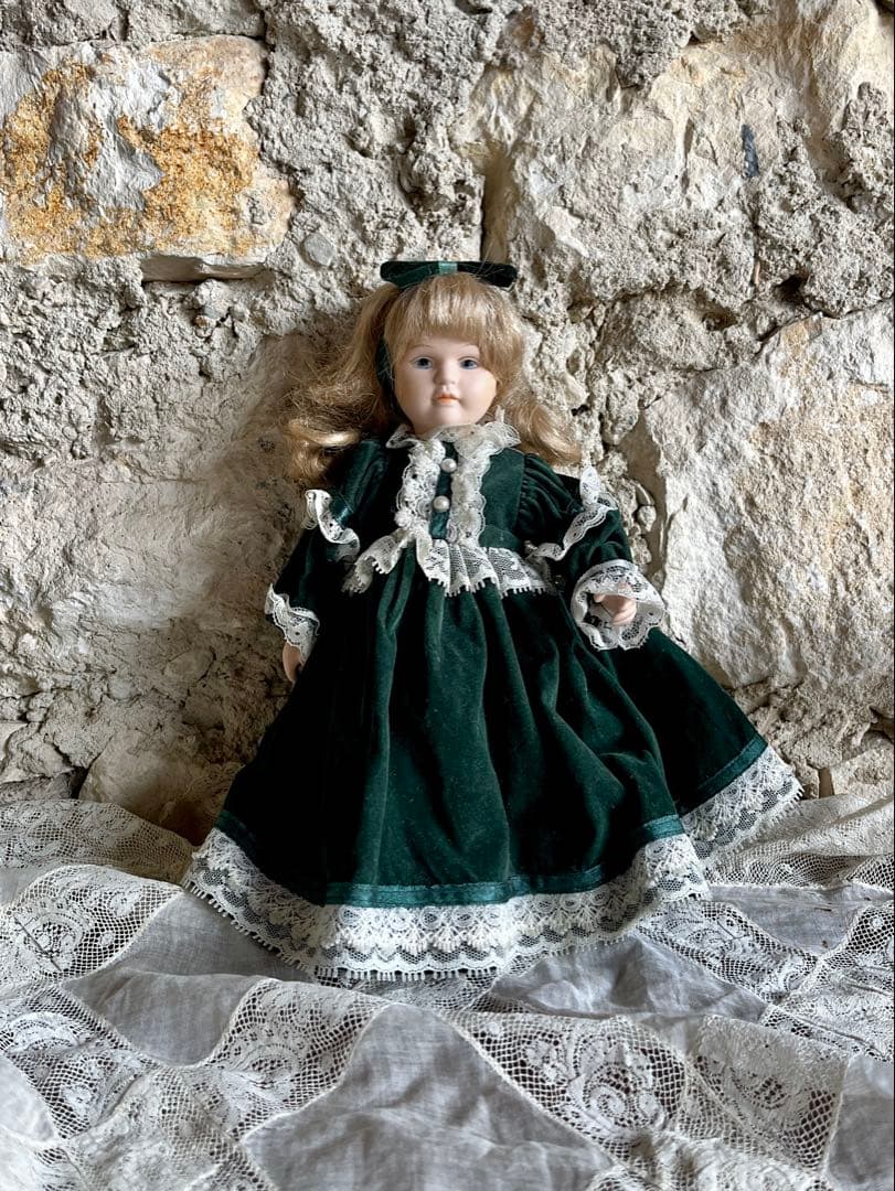 ◆フランスアンティーク陶器ビスクドール、中世ドレス、レースフリルブルーアイ金髪