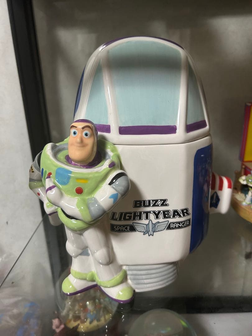 激レア　トイストーリー　バズ・ライトイヤー 宇宙船型クッキージャー