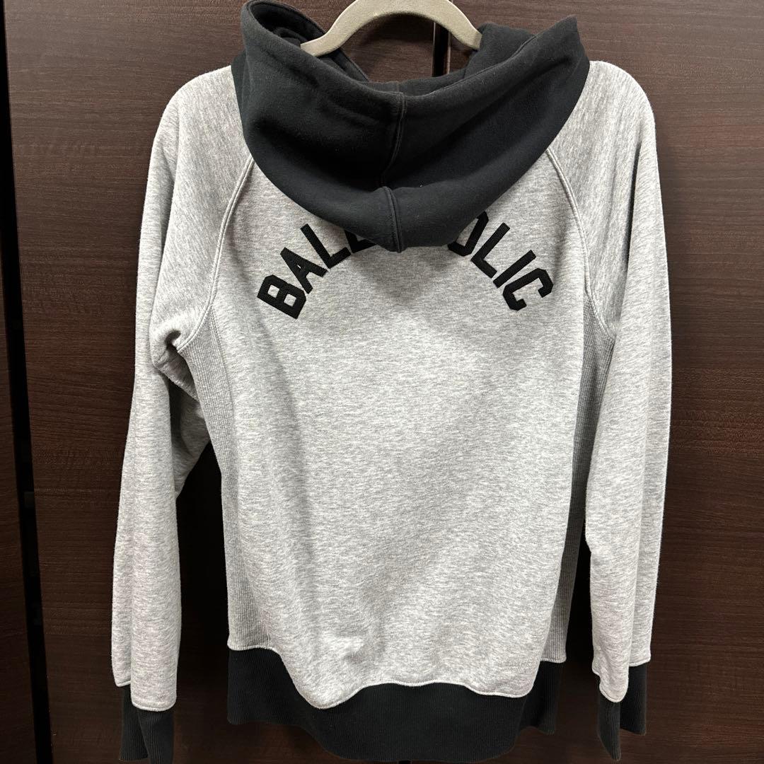 ballaholic ジップアップパーカー　M