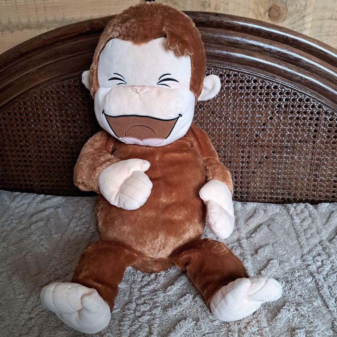 おさるのジョージ ぬいぐるみ 　大きめ座った状態で60cmくらい