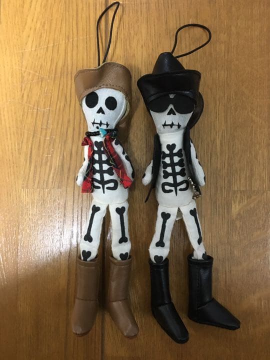 B’z ウーピースカル 2種 エキシビジョン 稲葉浩志 松本孝弘 匿名配送