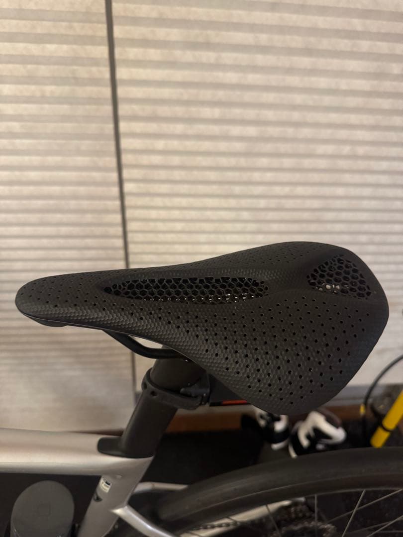 【完成車外し】Power Pro with Mirror サドル