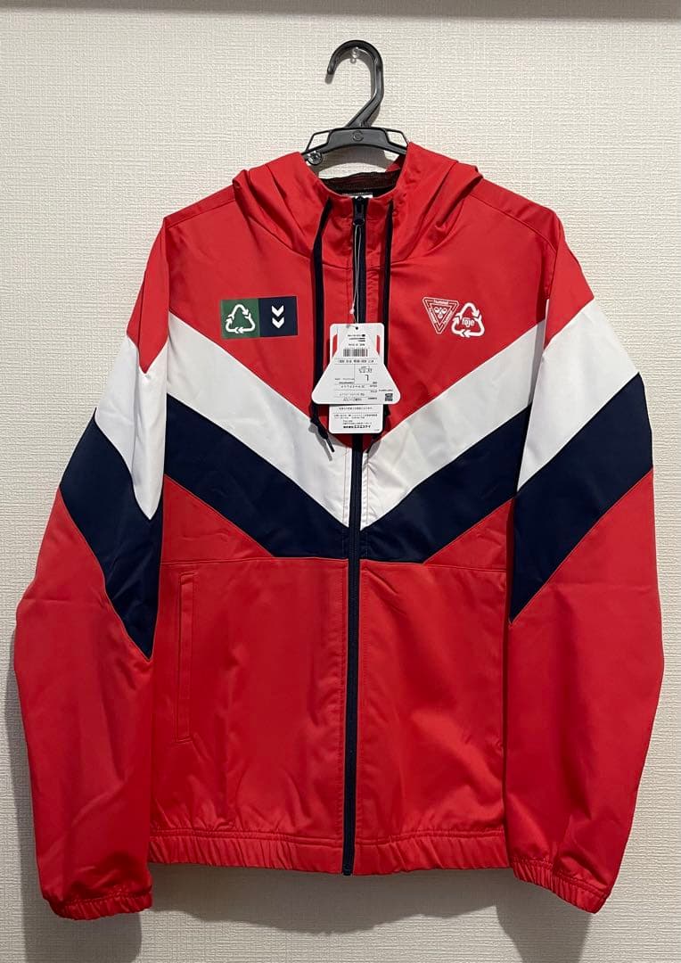 【新品タグ付き】ヒュンルン　ジャージ　ライトウインドトップ