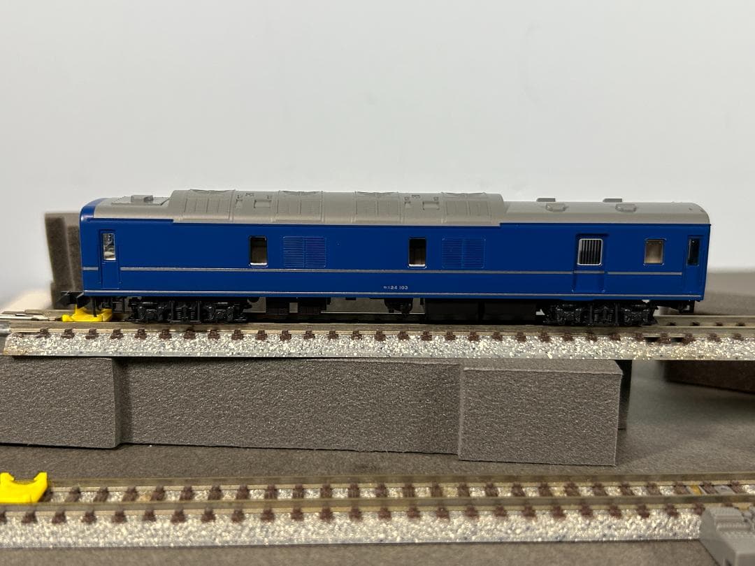 KATO 24系25形100番台 9両セット（中間：BM式自密連タイプ）