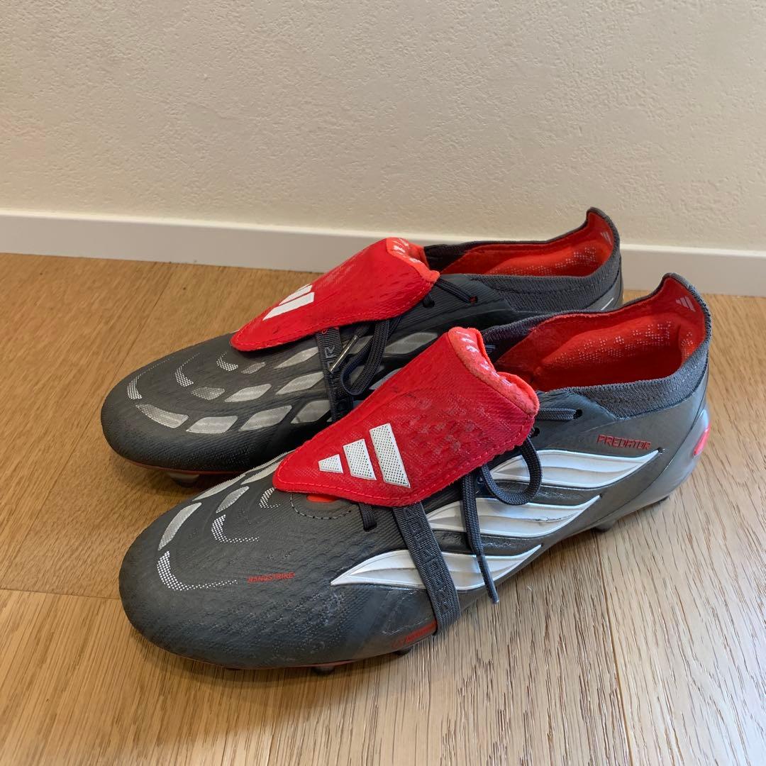 アディダス　プレデター　サッカースパイク