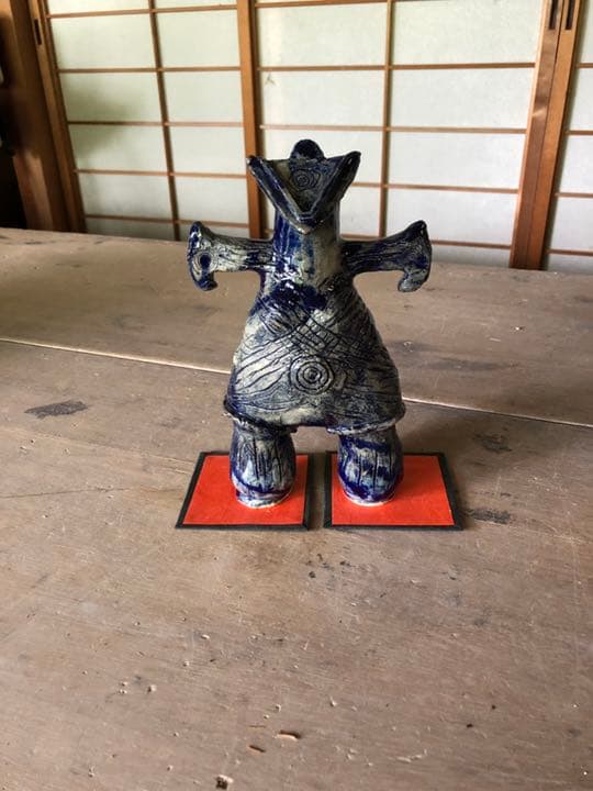 山の工房作品　青い埴輪
