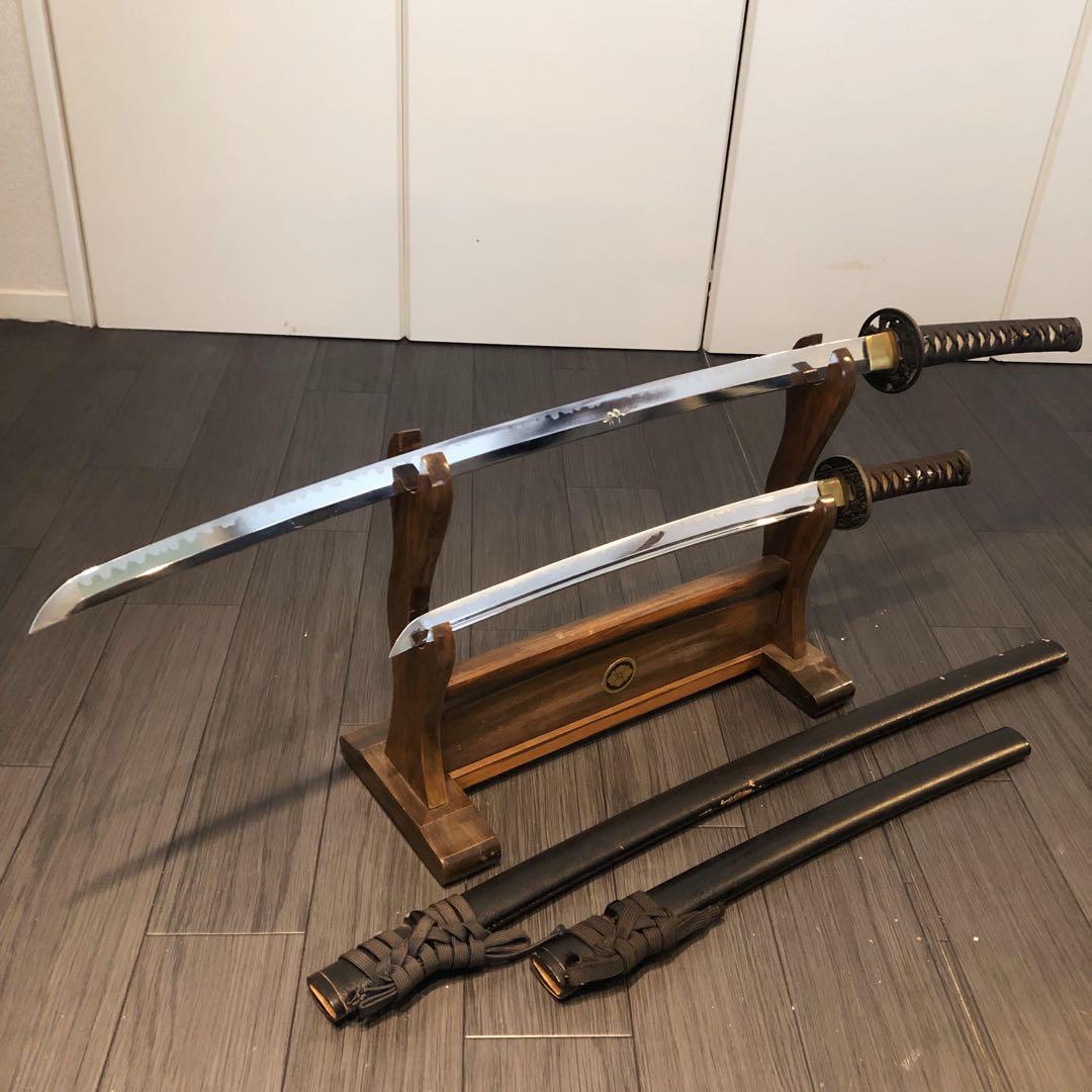 本格模造刀　優刃紋刀身　樋入り　龍刻印　太刀　脇差　大小セット　緑拵え