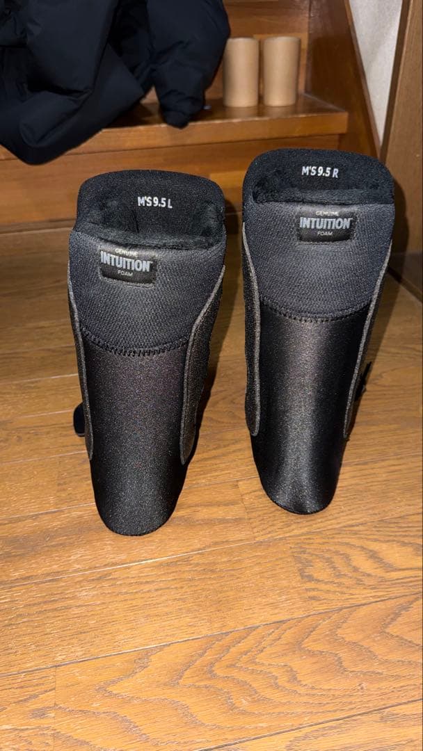 アンセム スノーボードブーツ 黒/黄