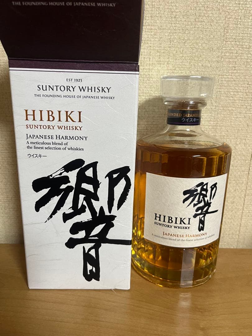 HIBIKI サントリーウイスキー 響ジャパニーズハーモニー700ml