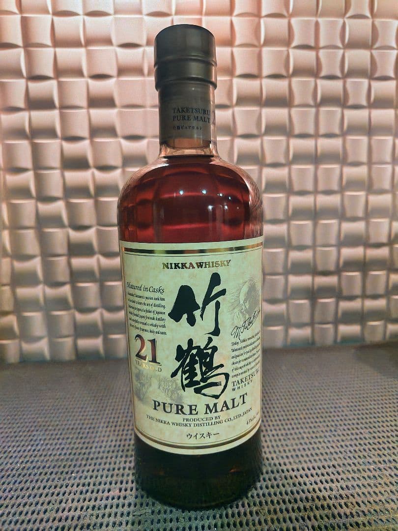 竹鶴２１年ピュアモルト　７００ml