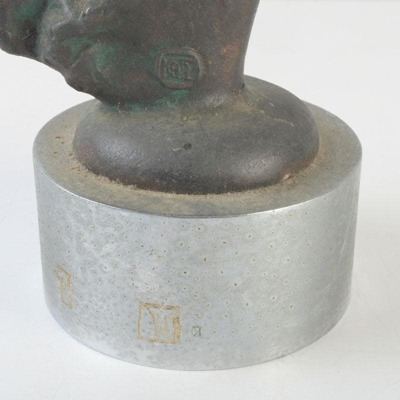 彫刻家　翁観二作　ブロンズ像　裸婦像　女性像　重さ約3kg　C　9790A