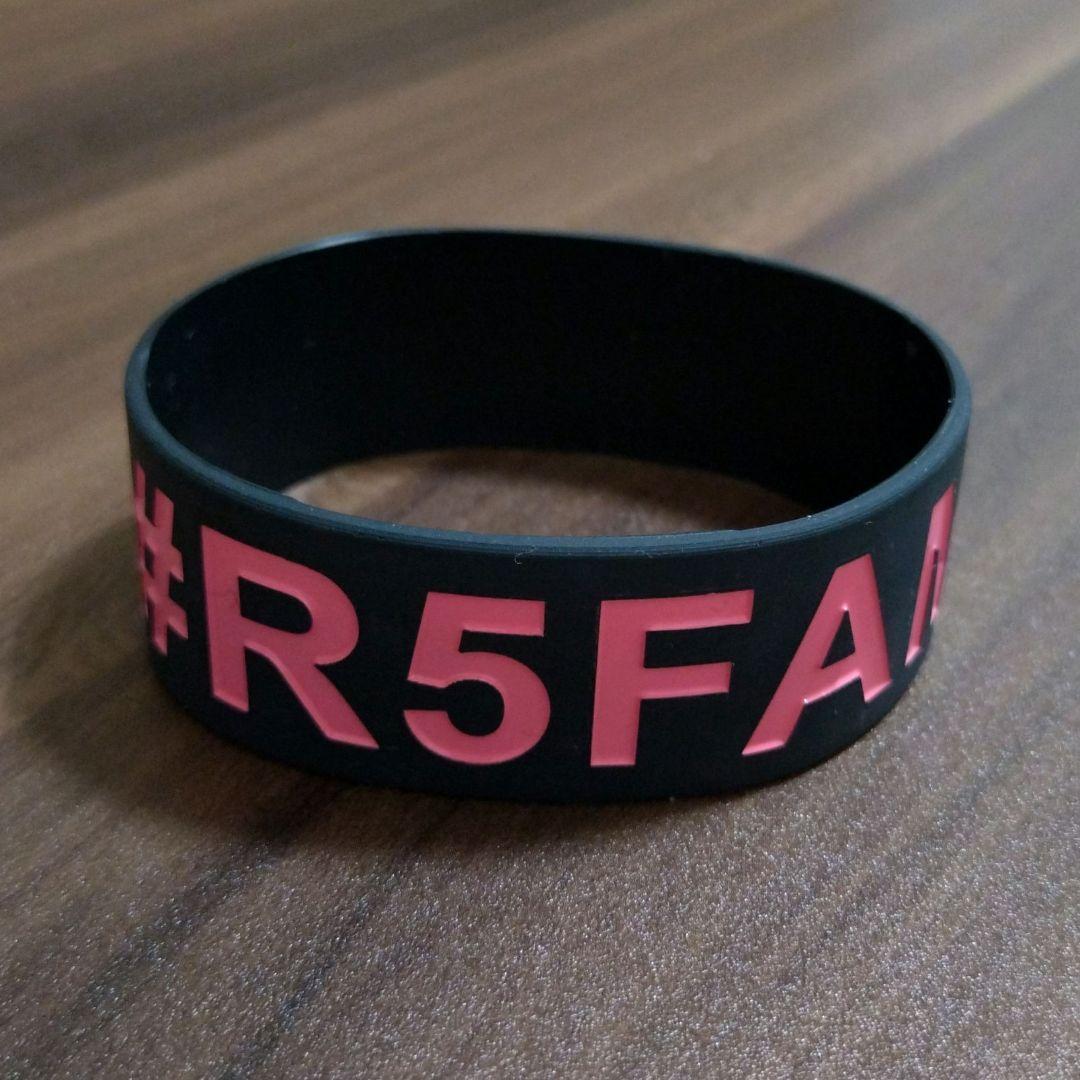 R5 ラバーブレスレット 海外製品 DCS ディズニーチャンネル