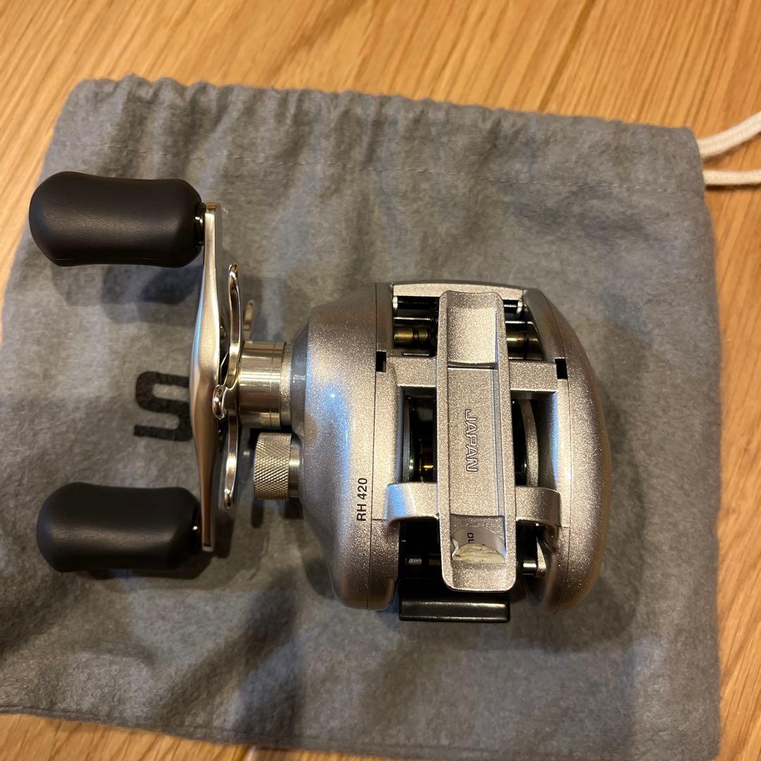 SHIMANO Aluminum Mg ベイトリール
