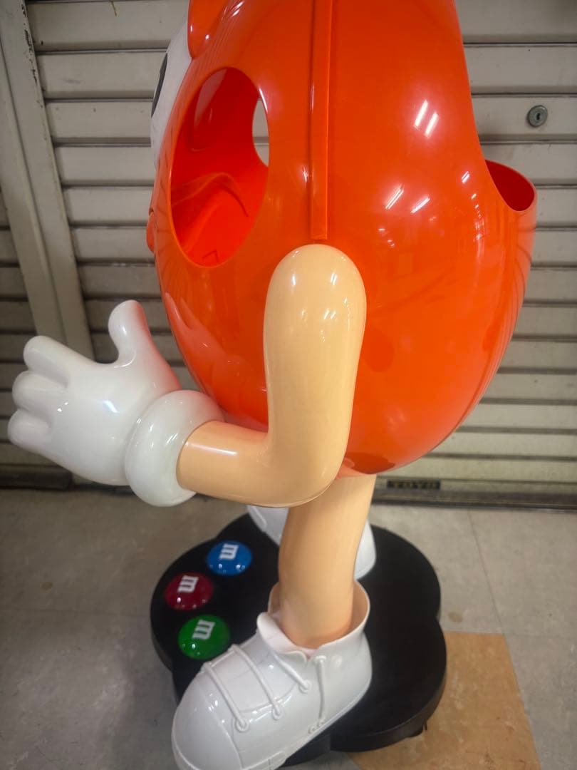 エムアンドエムズ 店頭用ディスプレイ