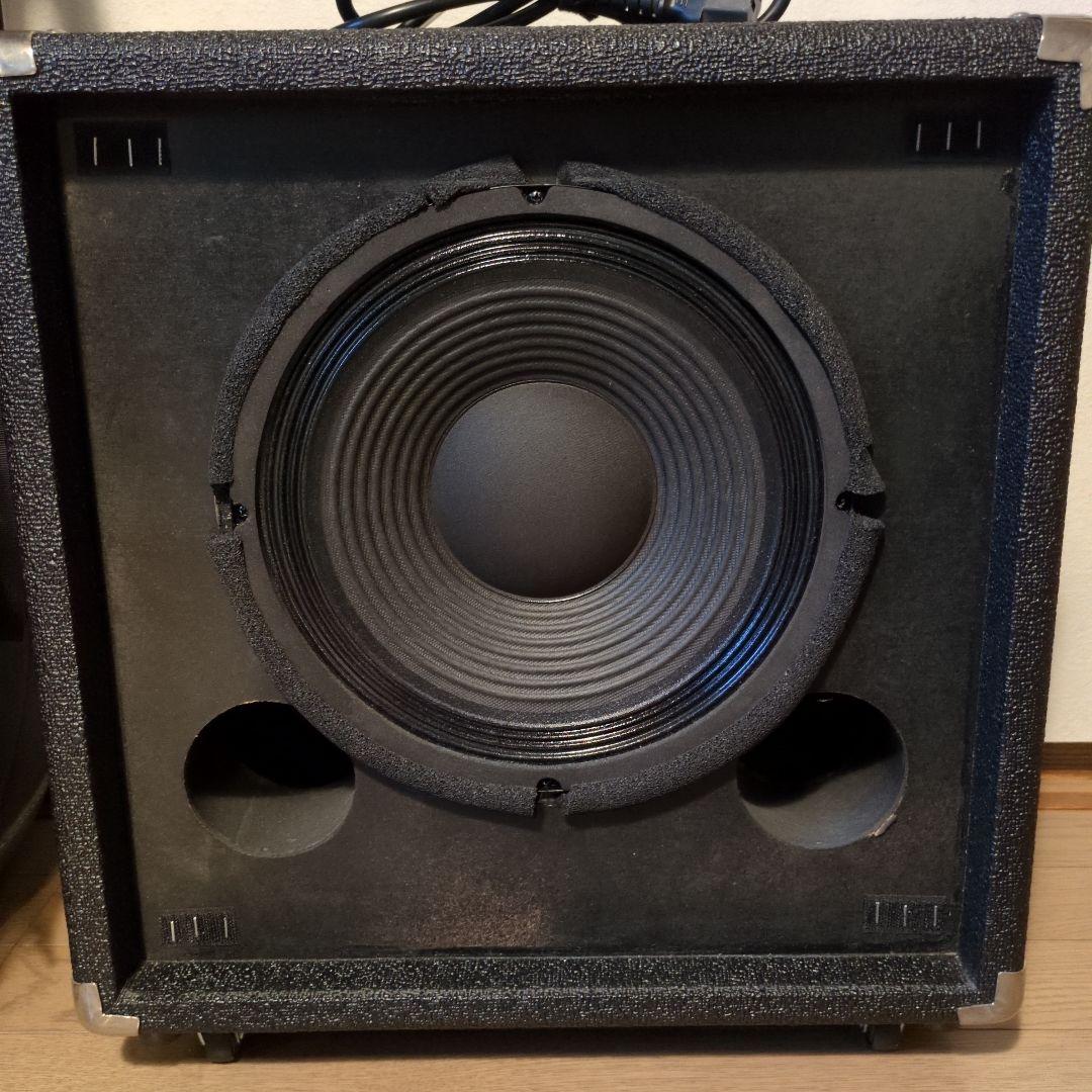 ​【実用カスタム美品・送料込】Ampeg BA-110 ベースアンプ 35W