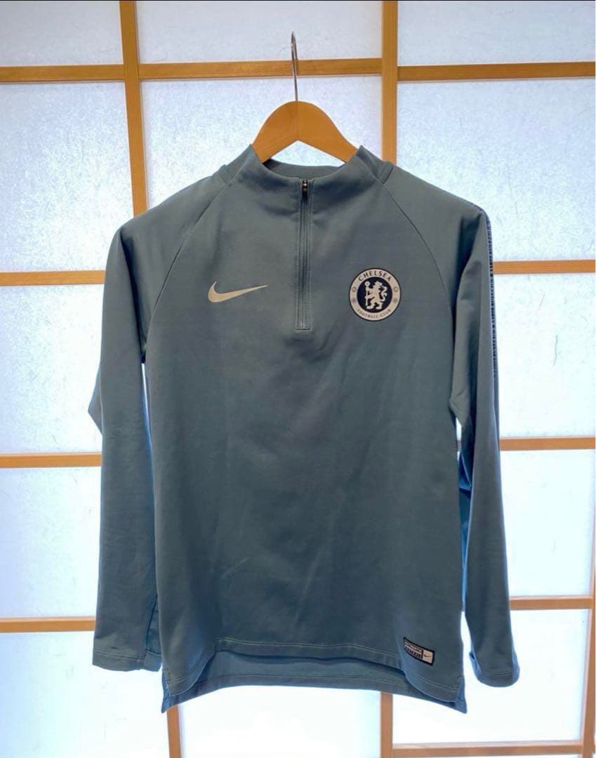 チェルシー　ドリルトップ