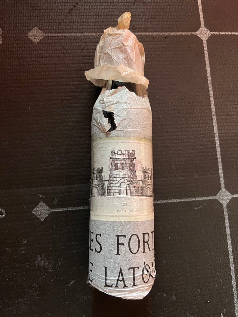 LES FORTS DE LATOUR 2000 375ml フランス　貴重