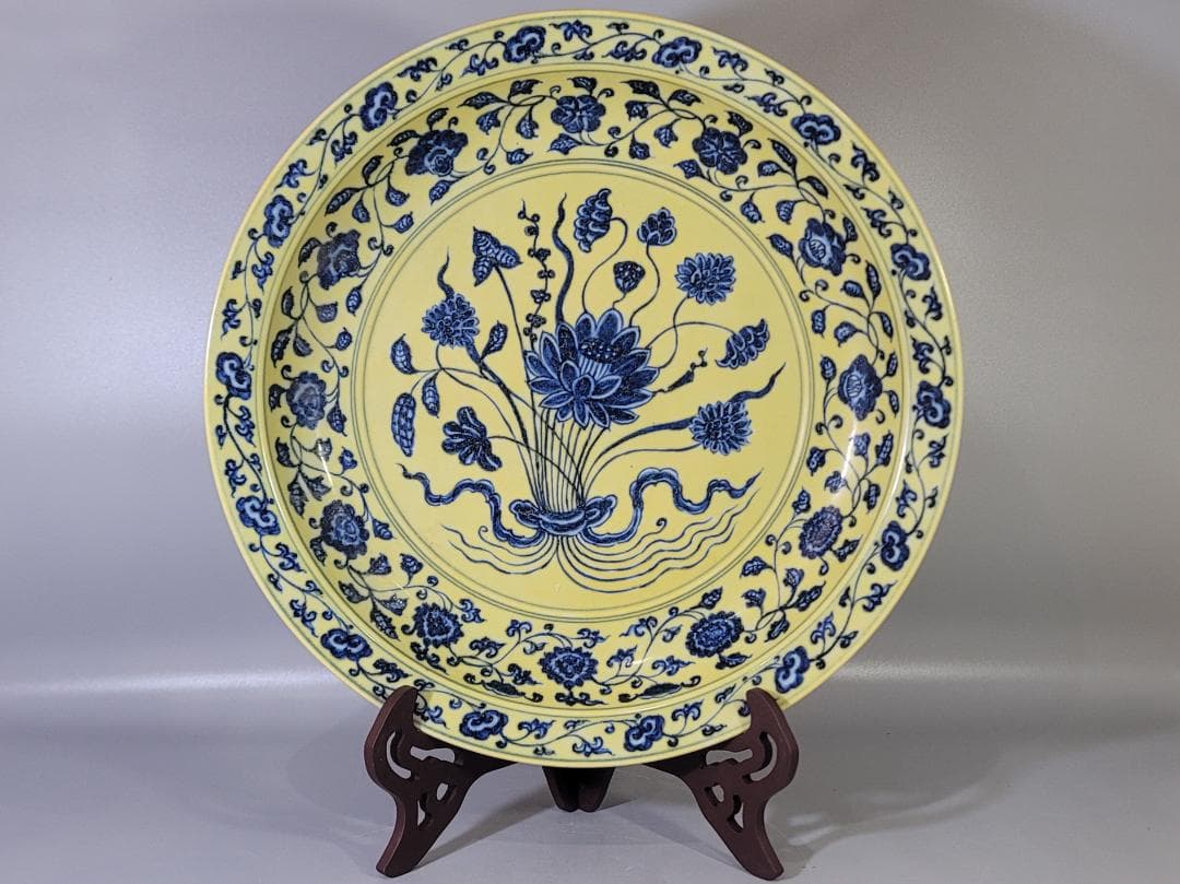 古い 中国 黄釉 纏枝蓮花紋 皿 幅 42ｃｍ DT622