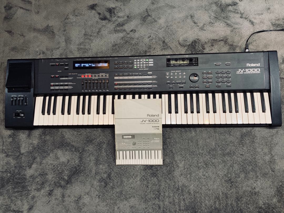 Roland シンセサイザー JV-1000