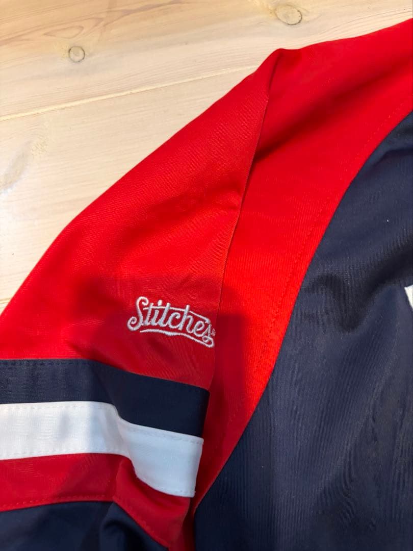 MLB インディアンズ　フルジップトレーナー　 Lサイズ