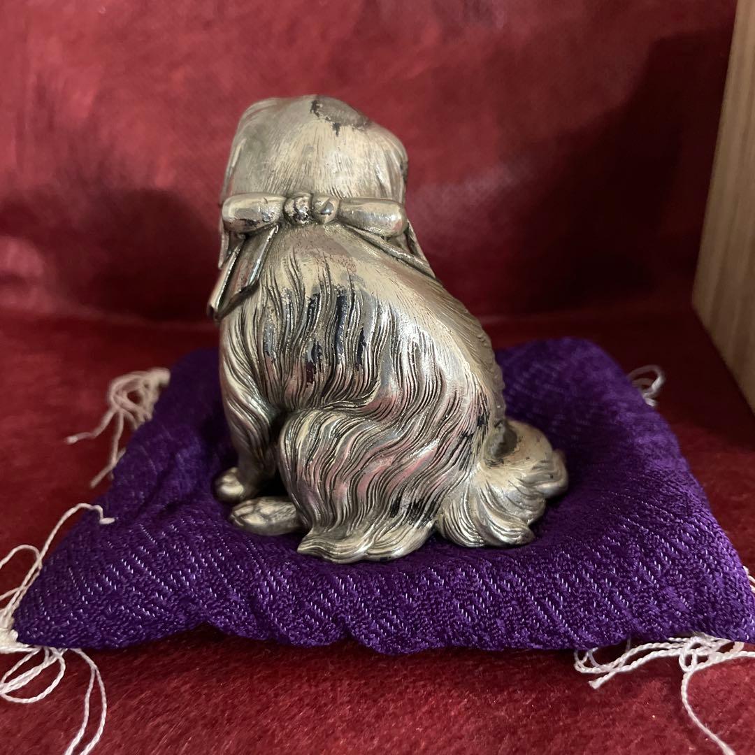 銀　置物　桐箱付き　正園 作　狆 （チン）　刻印あり 約322.5g