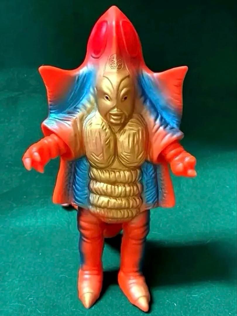 ■ ブルマァク 鋼鉄竜 アイアン ソフビ / ミラーマン怪獣