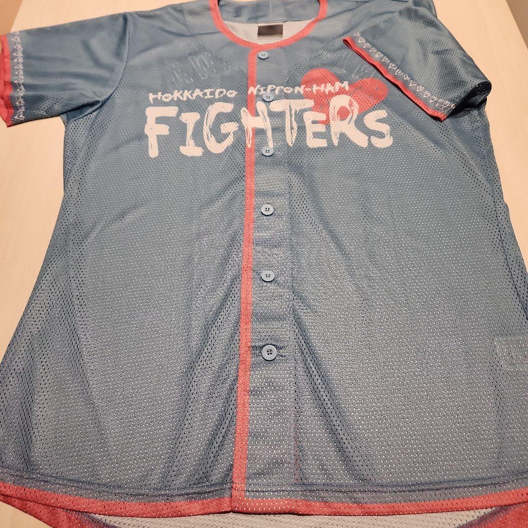 北海道日本ハムファイターズ 西川選手 サイン入りユニフォーム