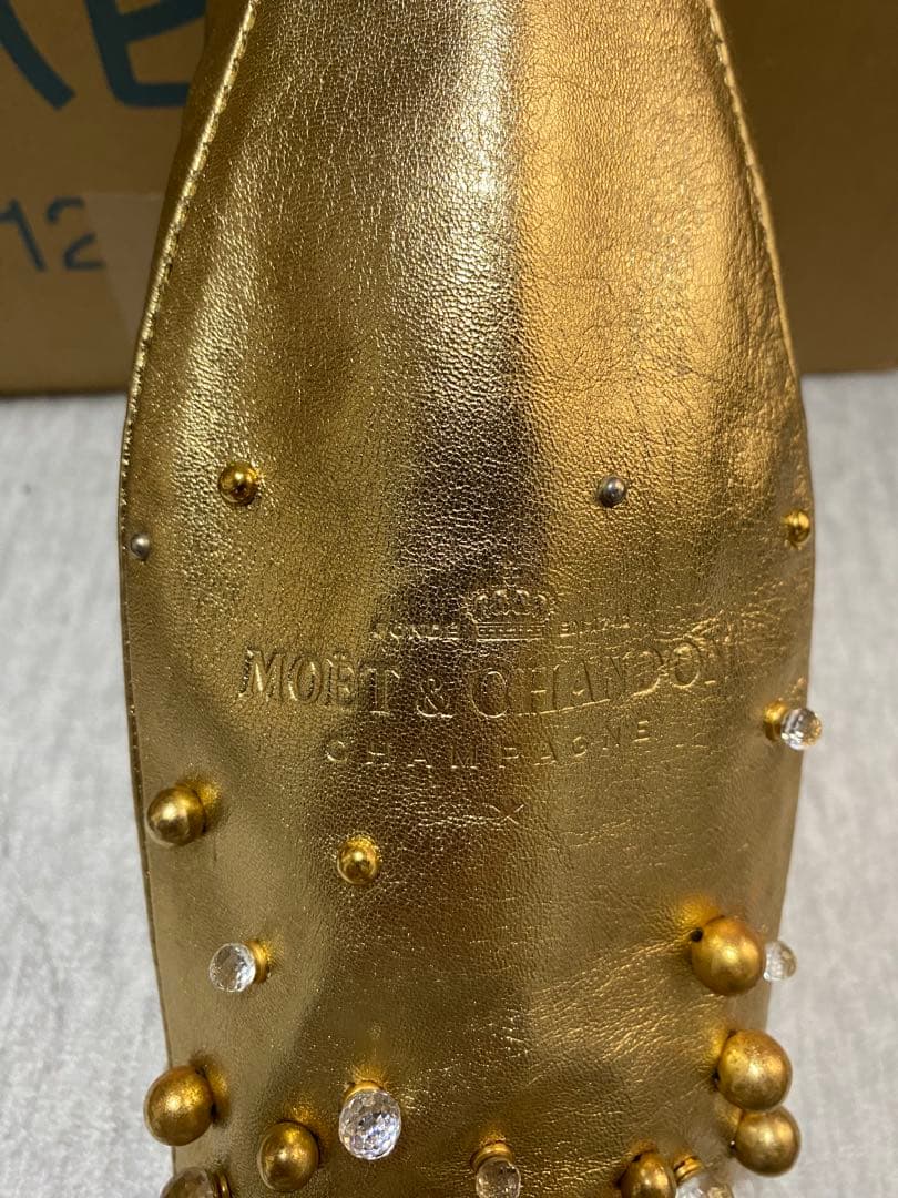 Moët & Chandon ゴールドボトルポーチ