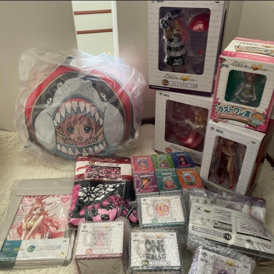 新品　コンプリート！ワンピース　ガールズフィギュア・キャラクターグッズ セット