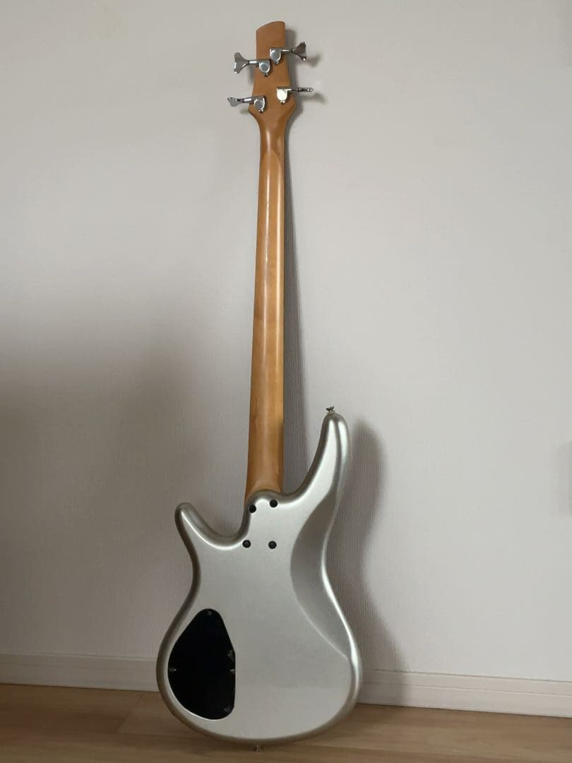 Ibanez SRシリーズ SR370 4弦エレキベース シルバー