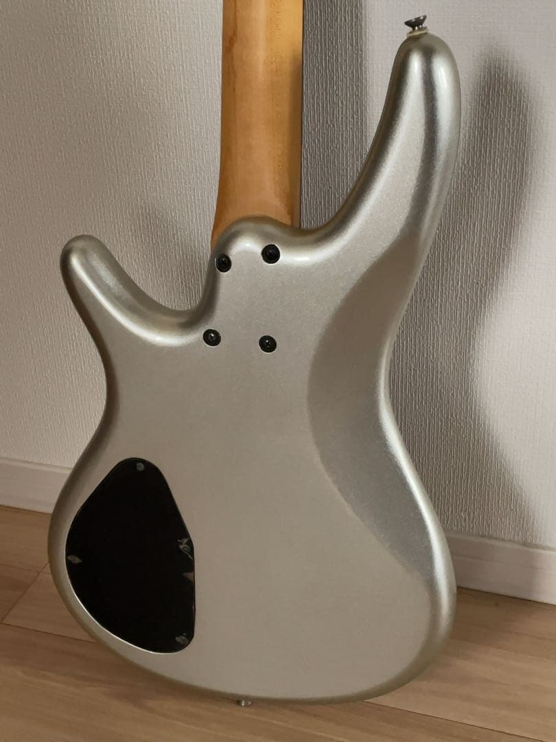 Ibanez SRシリーズ SR370 4弦エレキベース シルバー