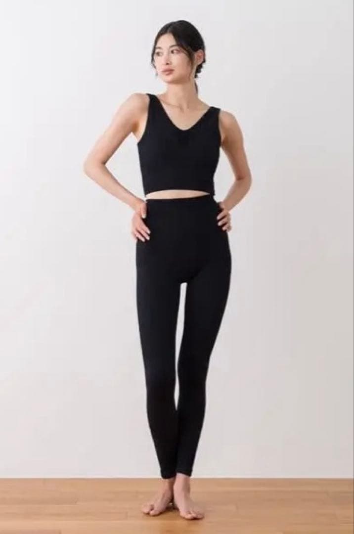 新品未使用SUKALA アクティブデイジーレギンス S ブラック