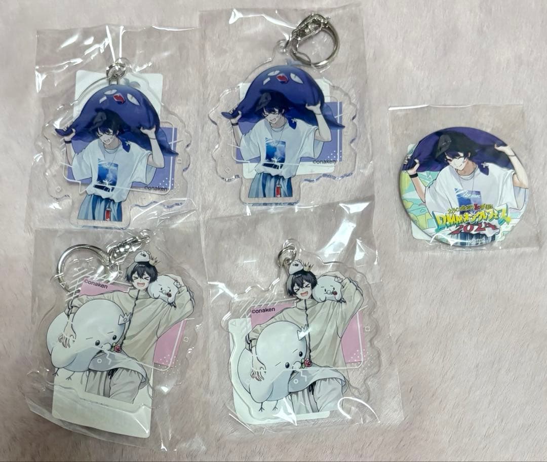 DMMオンクレ ニキしろ アクキー 缶バッジ