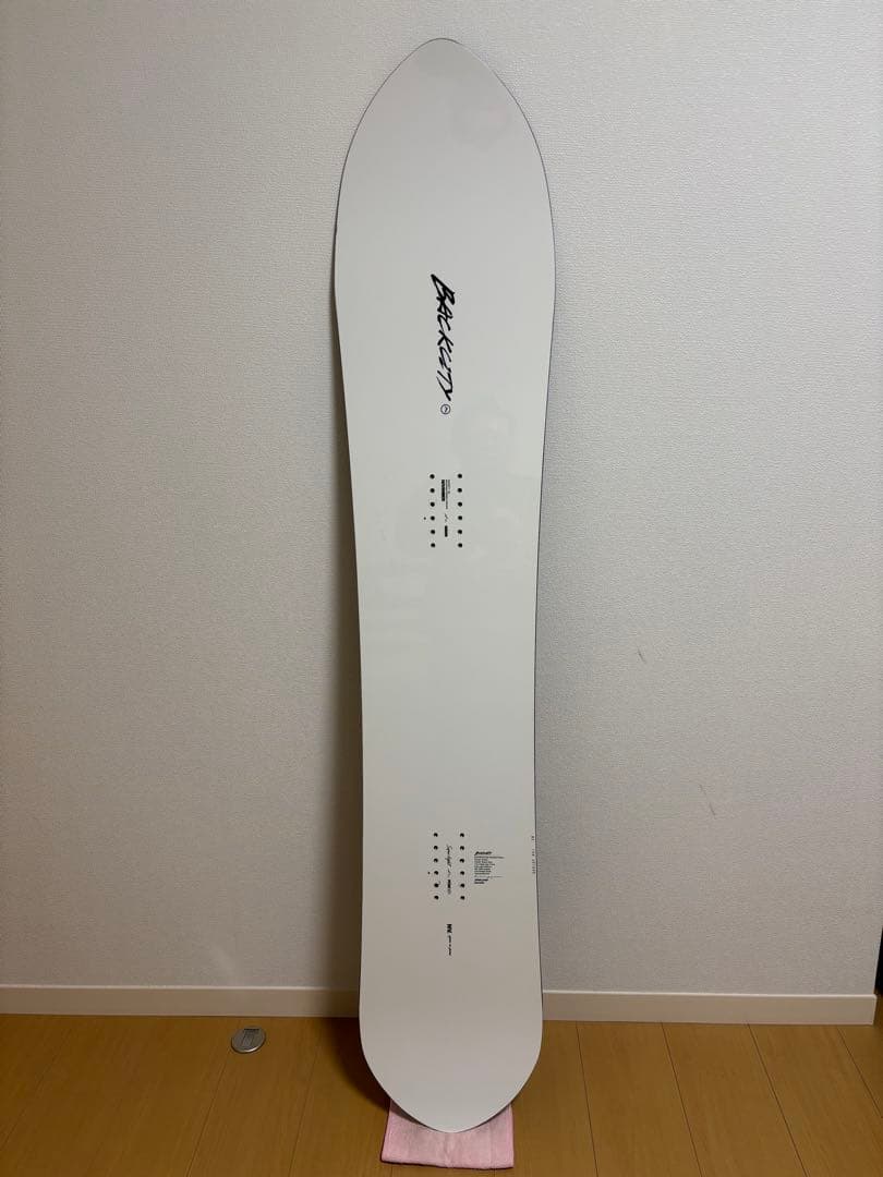 NOVEMBER BACKCITY（パウダーボード）24-25 158cm