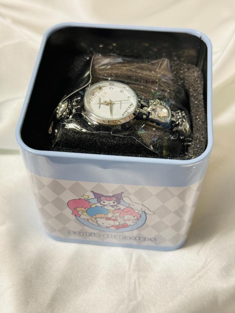 キティちゃん アナログ シルバーメタルクリスタル 腕時計 限定 海外 コラボ