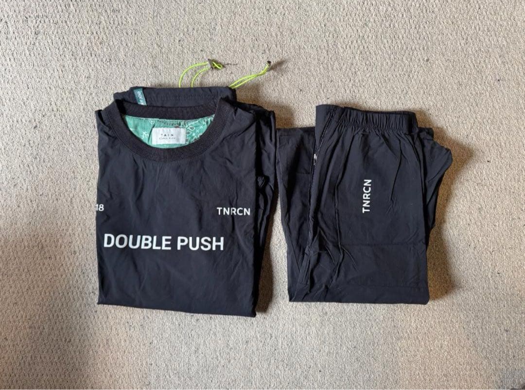 RUFFLOG✖️TNRCN リバーシブルピステ セットアップ Lサイズ