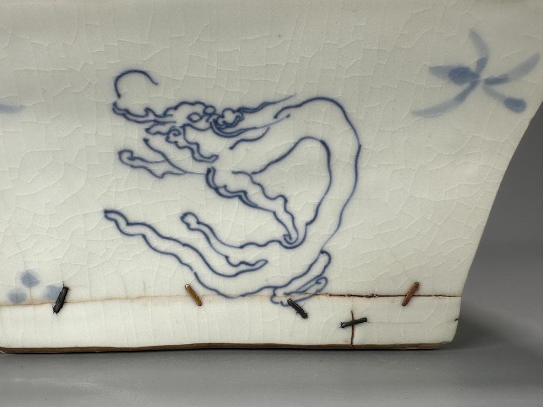 茶道具　白磁　青花龍文　方水指　茶器　大明嘉靖年製　時代供箱付　時代　古物保証