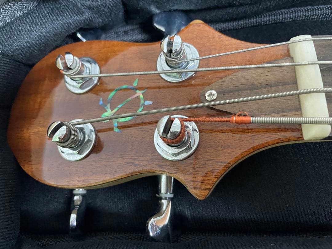 BIG  ウクレレベース EBU-SMP-N/EB