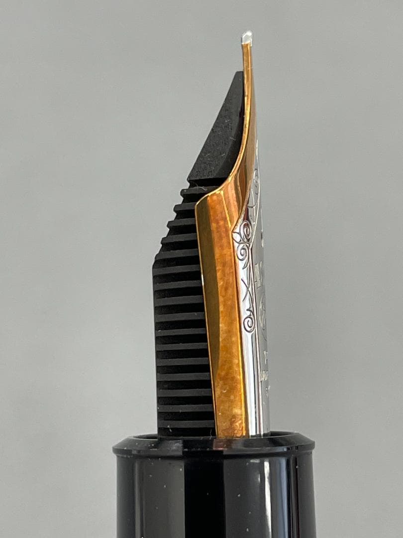 【未使用】モンブラン万年筆149 14C なで肩 首軸一体型 エボナイト芯