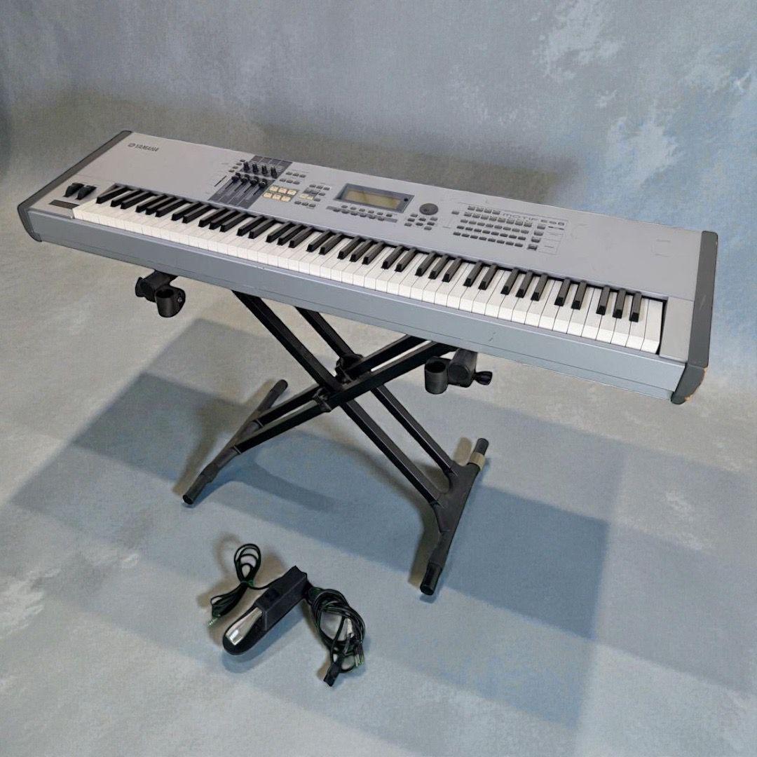 YAMAHA MOTIF ES8　付属品多数　現状品