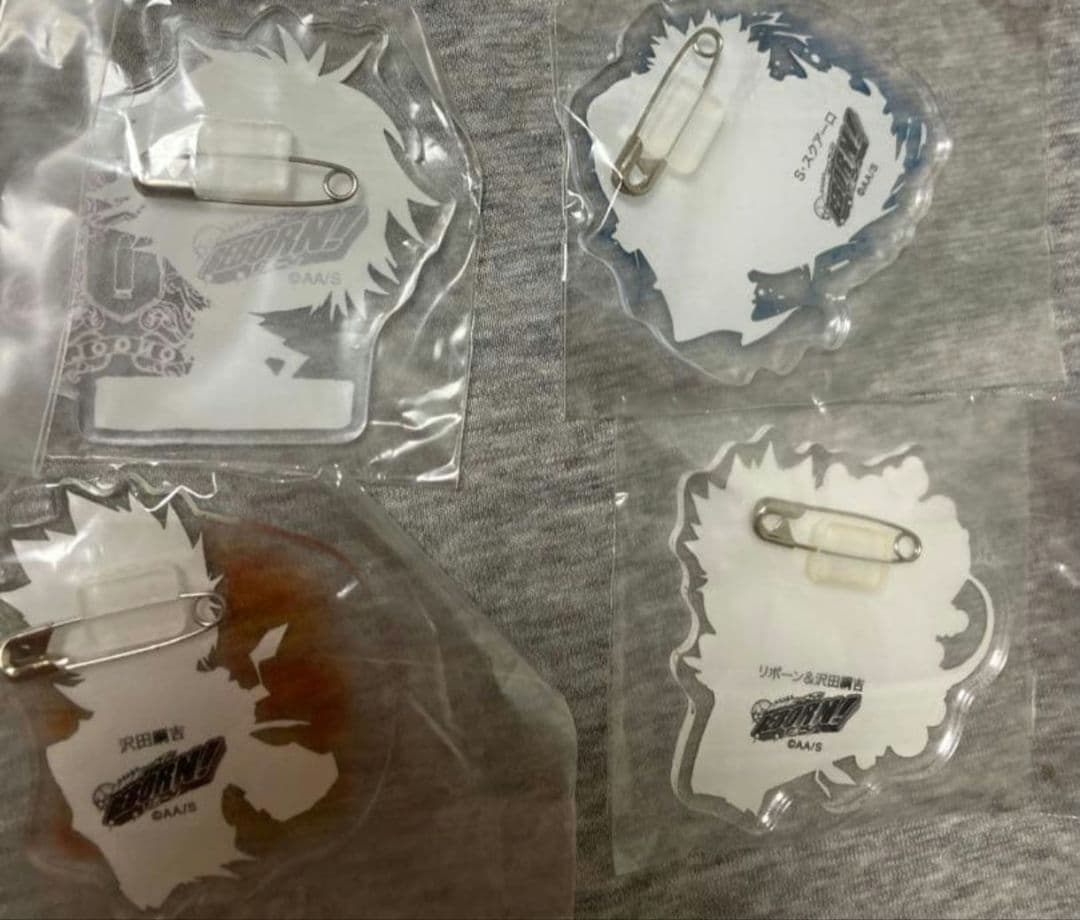 REBORN 　原作柄　アクリルバッジ　天野明展　セット